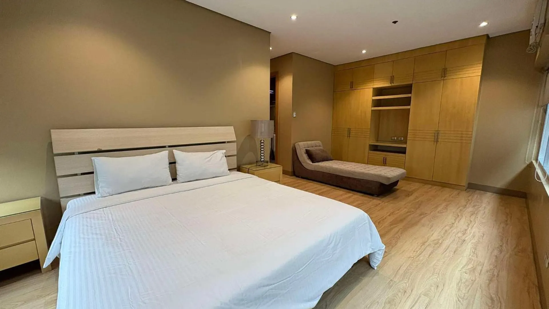The Luxe Residences Μανίλα Φιλιππίνες