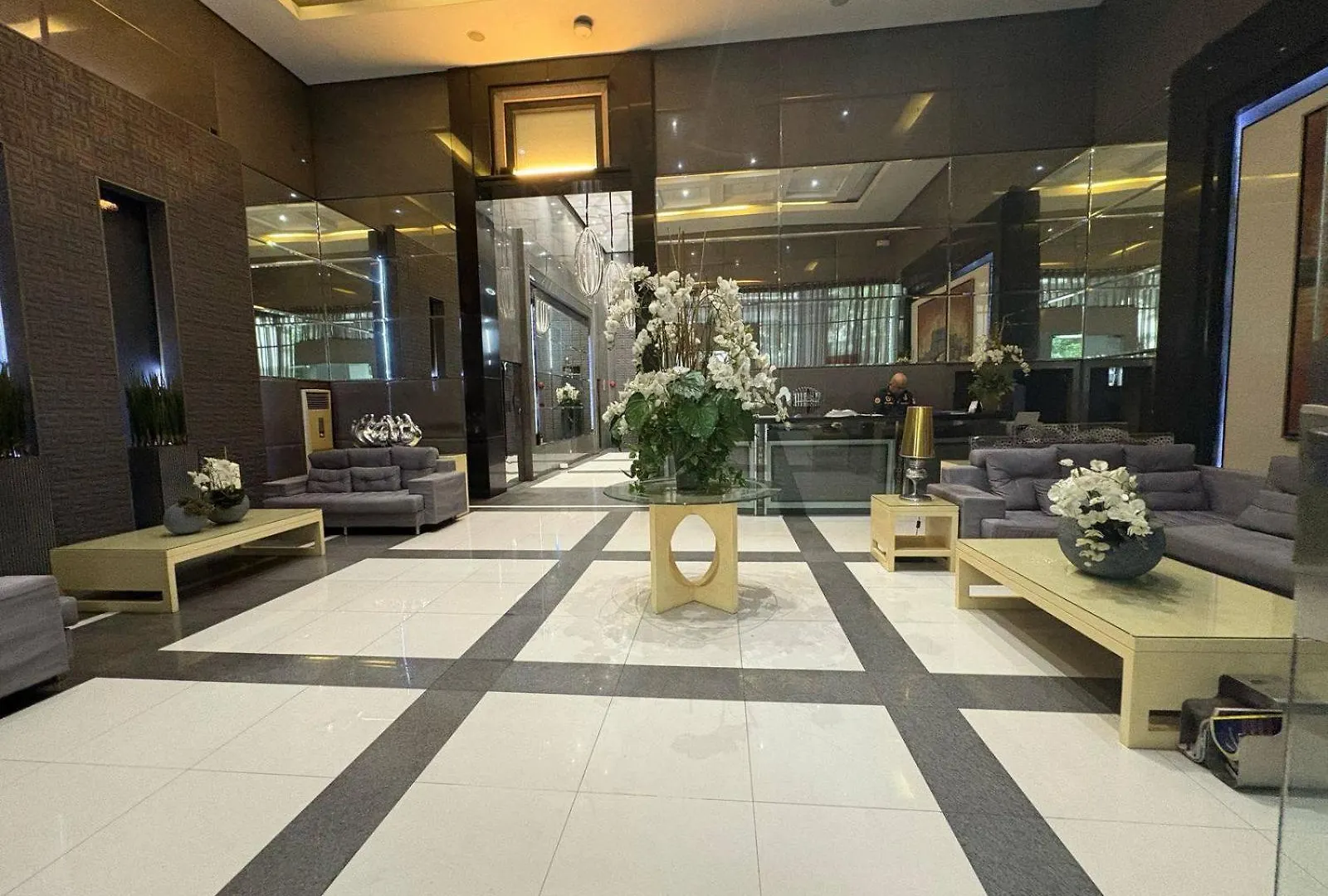 The Luxe Residences Manila 0*,  Philippines